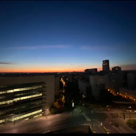 Appartement Paris La Defense Metro L1/rer A *