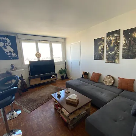 Paris La Defense Metro L1/rer A Appartement